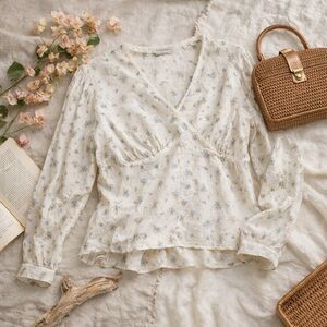 Francescas Blue White Floral Blouse Cottagecore Lace Eyelet Peplum Top M